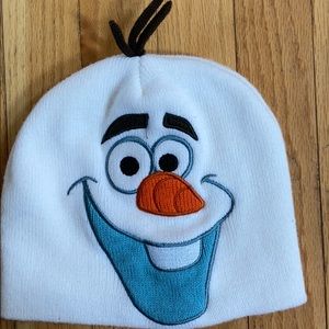 olaf hat